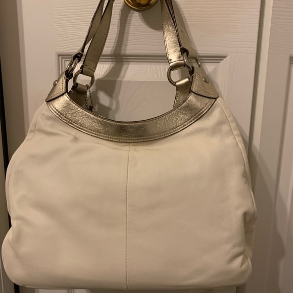 Coach Handbag - Picture 2 of 7